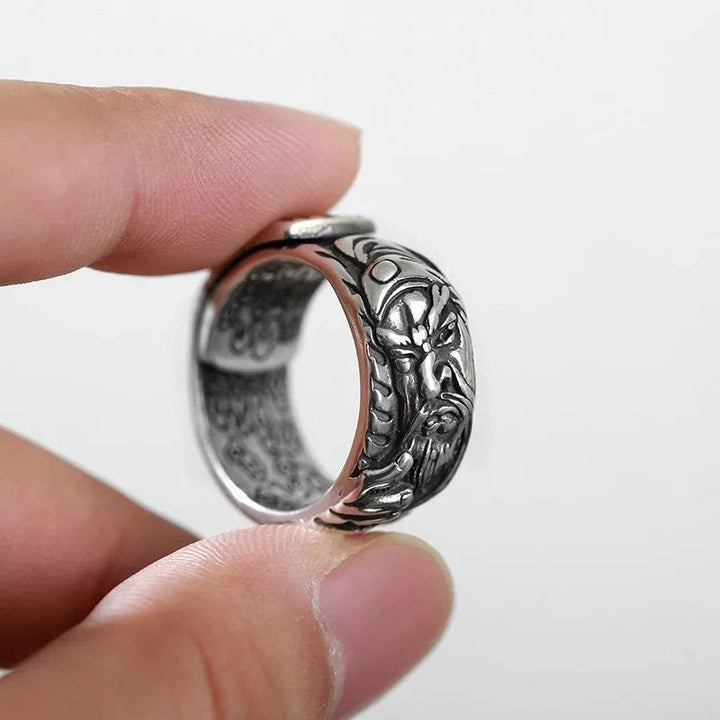 Anillo de riqueza amuleto de nubes auspiciosas de Guan Gong