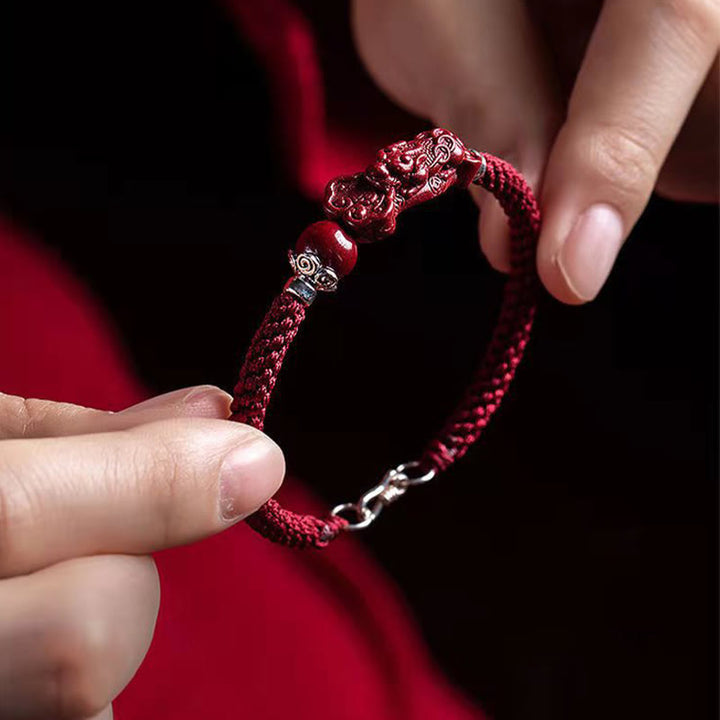 Pulsera trenzada de cinabrio PiXiu hecha a mano con Buddha Stones