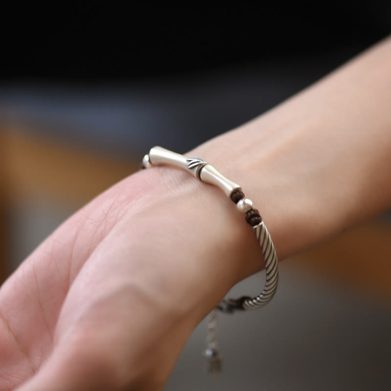 Pulsera de plata de ley 999 con diseño de bambú y suerte de cigarra