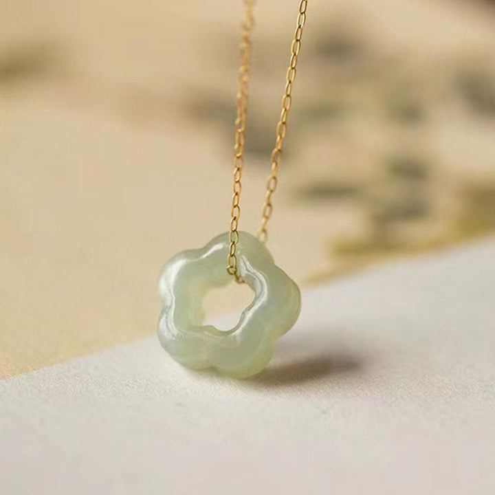 Colgante de collar con dije floral de la suerte de jade cian de jade hetiano con Buddha Stones